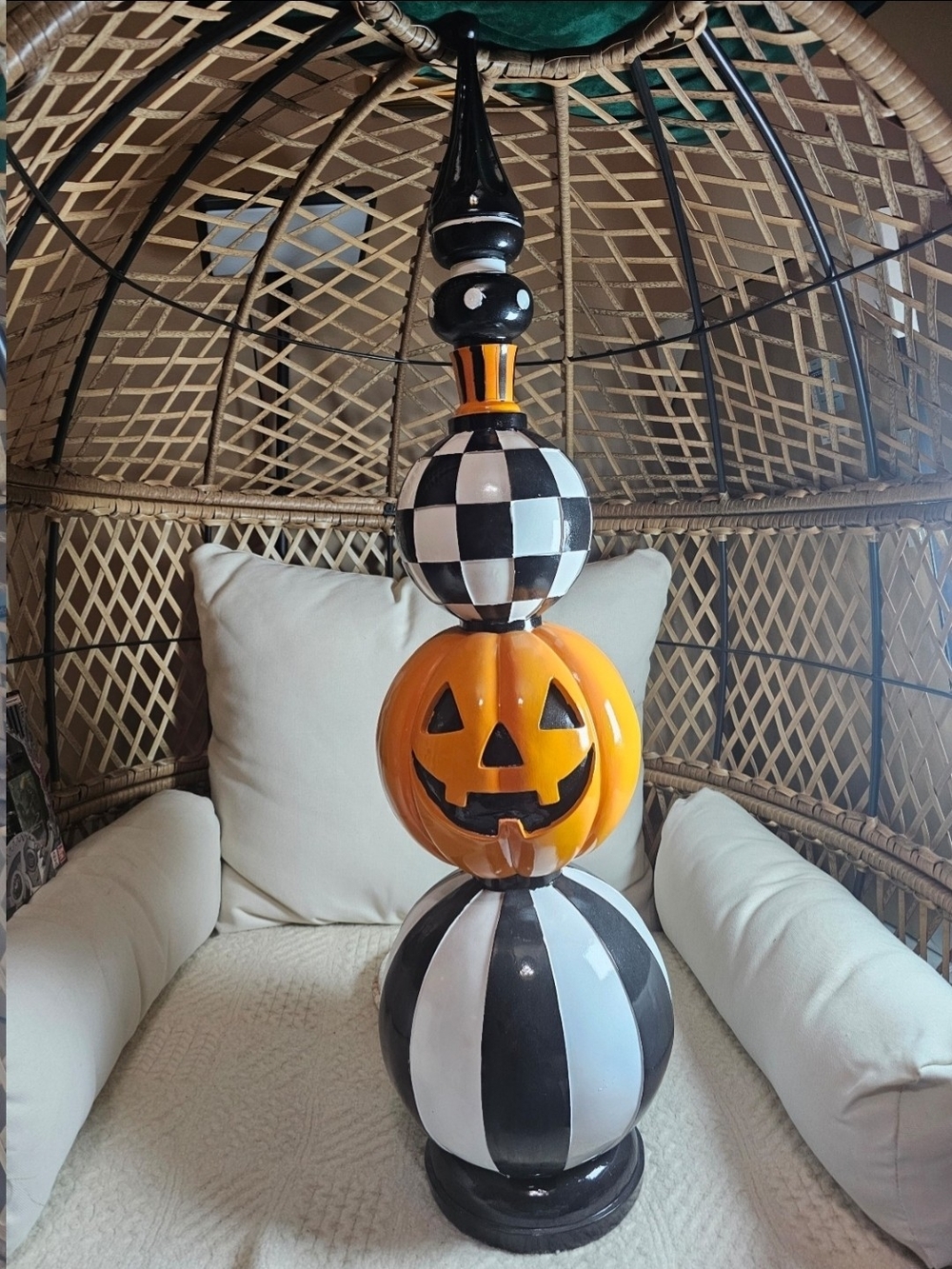Halloween Stacked Pumpkin Harlequin Topiary finial viral vhtf